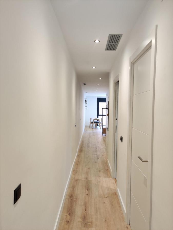 הוספיטלט דה יוברגאט Stylish Apartments Camp Nou מראה חיצוני תמונה