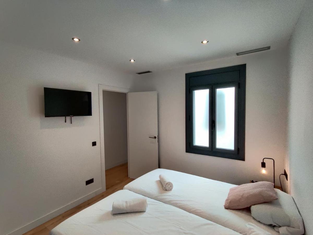 הוספיטלט דה יוברגאט Stylish Apartments Camp Nou מראה חיצוני תמונה
